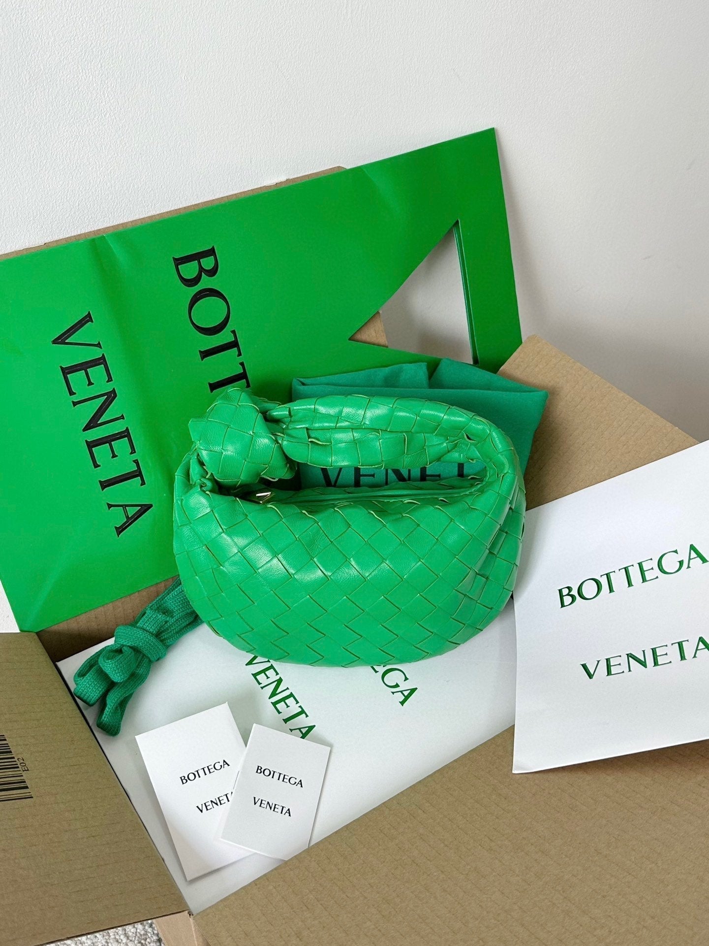 Bottega Veneta mini jodie 28 green lambskin