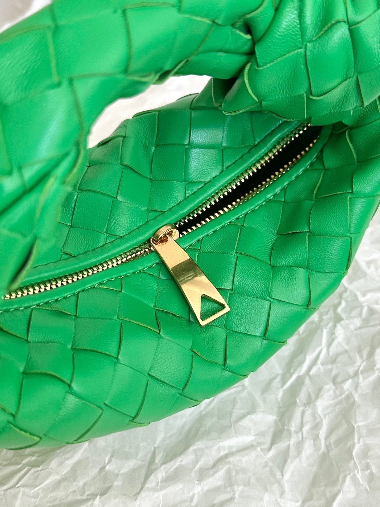 Bottega Veneta mini jodie 28 green lambskin
