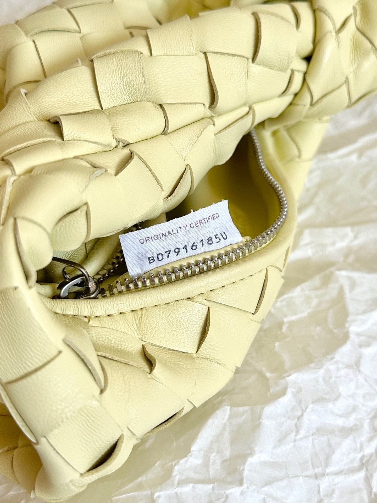 Bottega Veneta mini jodie 28 lime lambskin
