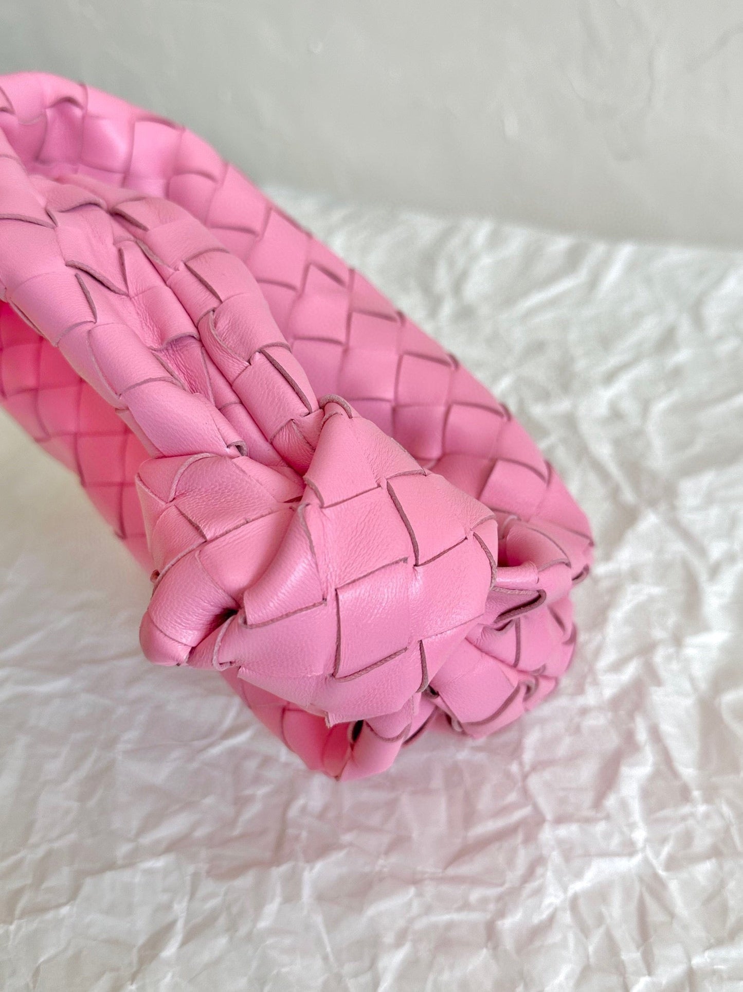 Bottega Veneta mini jodie 28 pink lambskin