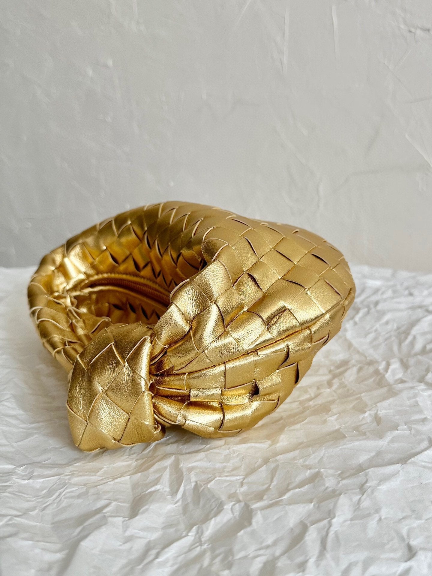 Bottega Veneta mini jodie 28 gold metalic lambskin