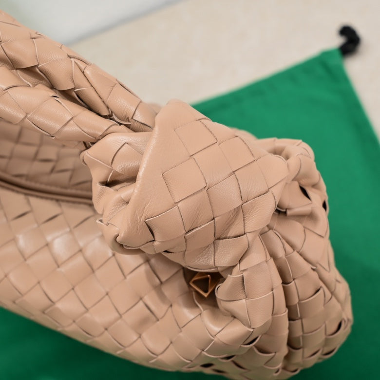 Bottega Veneta small jodie 48 pinkish beige lambskin