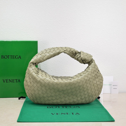 Bottega Veneta small jodie 48 light green lambskin