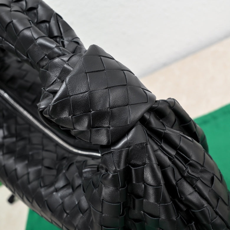 Bottega Veneta small jodie 48 black lambskin