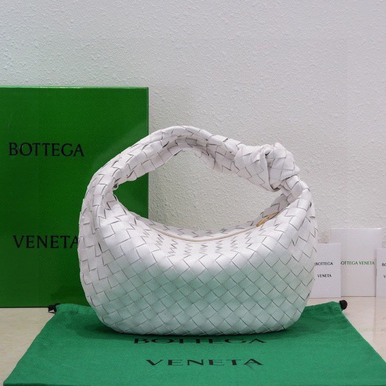 Bottega Veneta small jodie 48 white lambskin