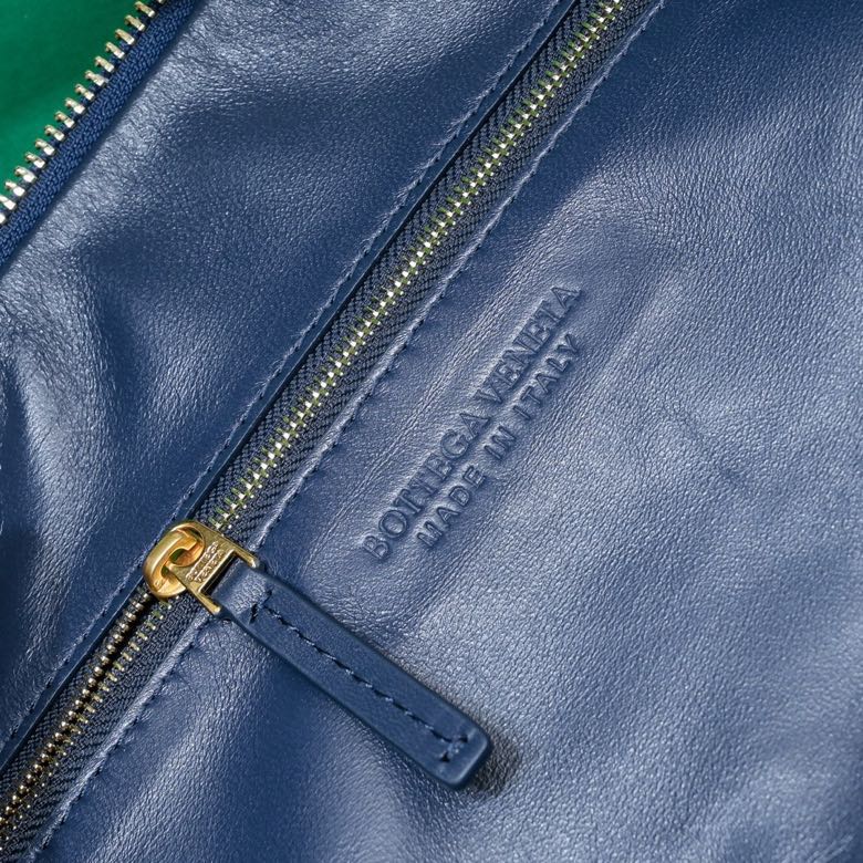 Bottega Veneta small jodie 48 blue lambskin