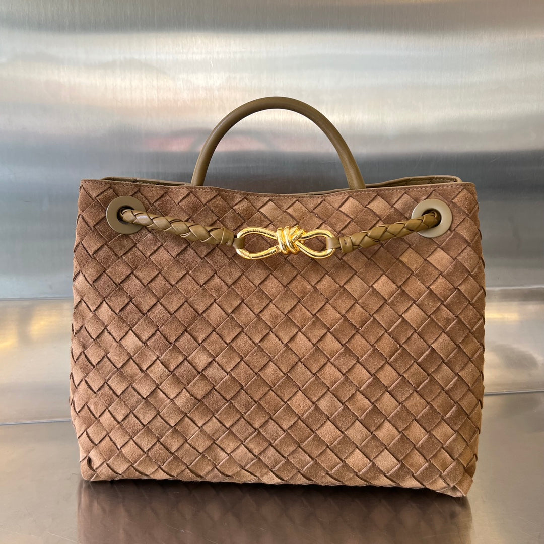 Bottega Veneta bv medium andiamo 32 brown suede