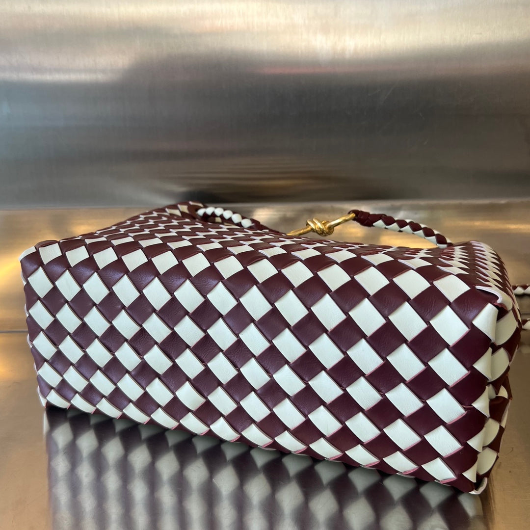 Bottega Veneta MEDIUM ANDIAMO 32 IN RED WHITE CALFSKIN