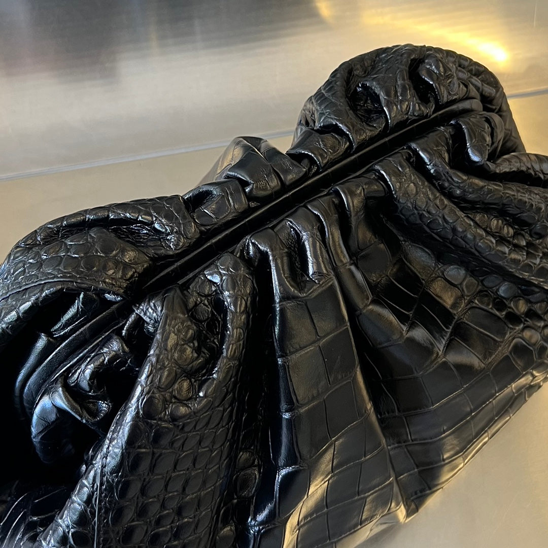 Bottega Veneta Classic Pouch 40cm Black Calfskin