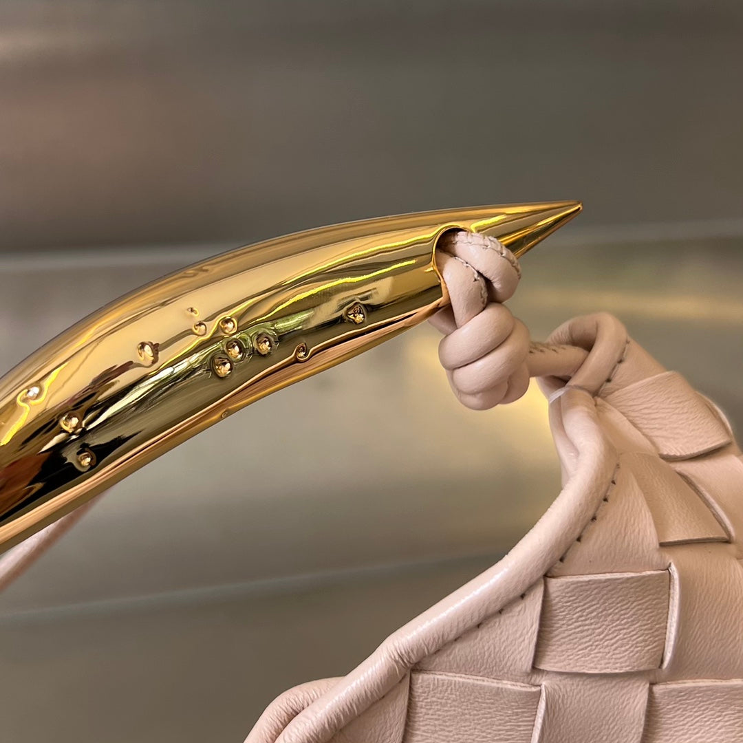 Bottega Veneta SARDINE 20 WITH CHAIN IN LIGHT PINK LAMBSKIN