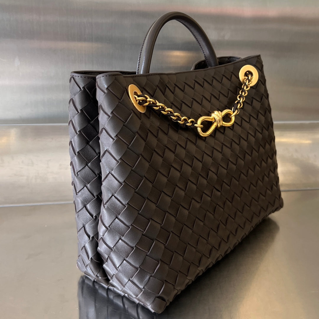Bottega Veneta bv medium andiamo 32 chocolate lambskin