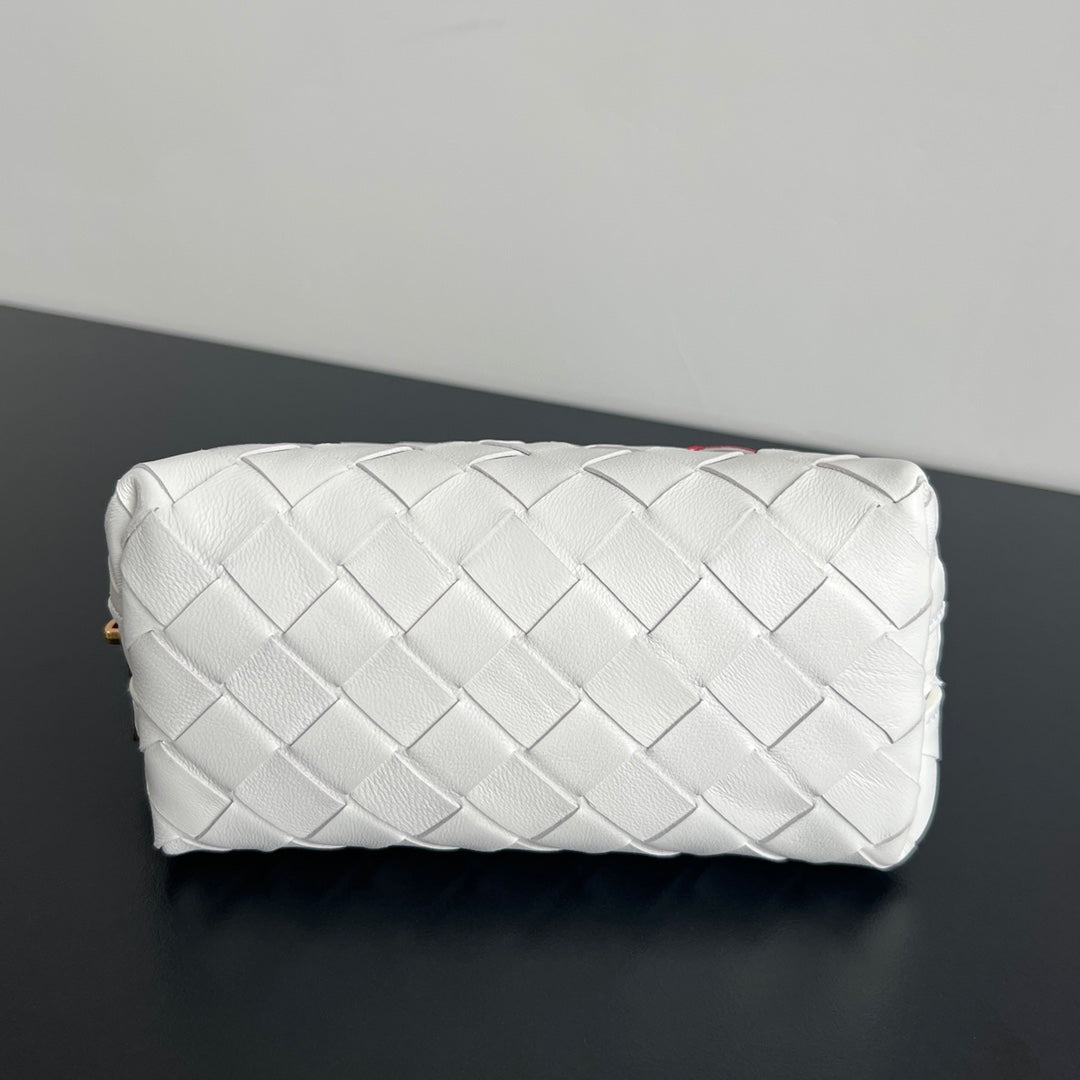Bottega Veneta INTRECCIATO 16 BAG IN WHITE MIX RED LAMBSKIN