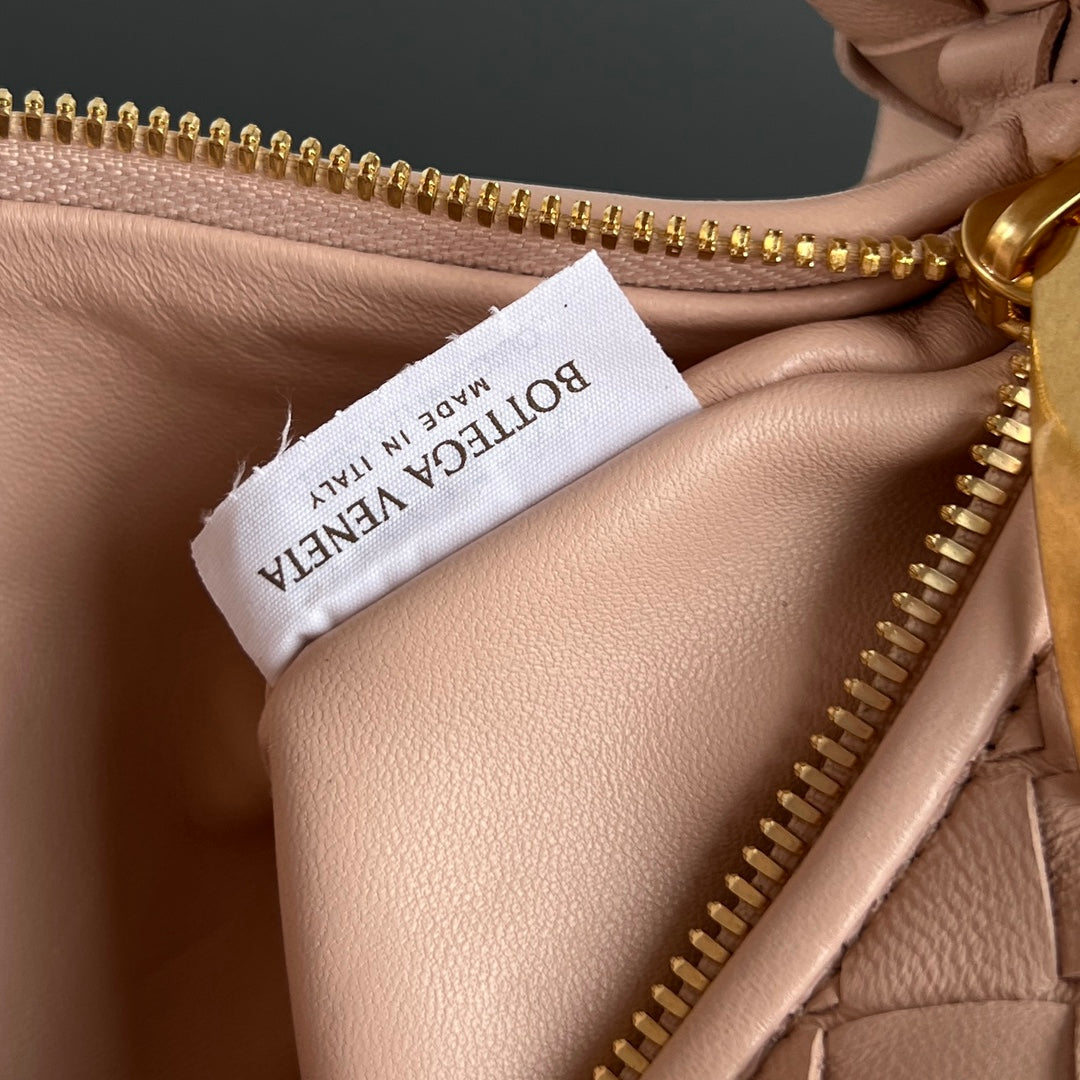 Bottega Veneta mini jodie 28 nude lambskin