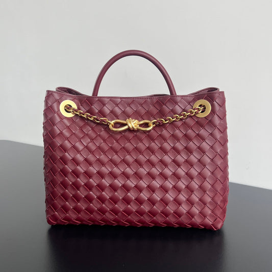 Bottega Veneta bv medium andiamo 32 burgundy lambskin