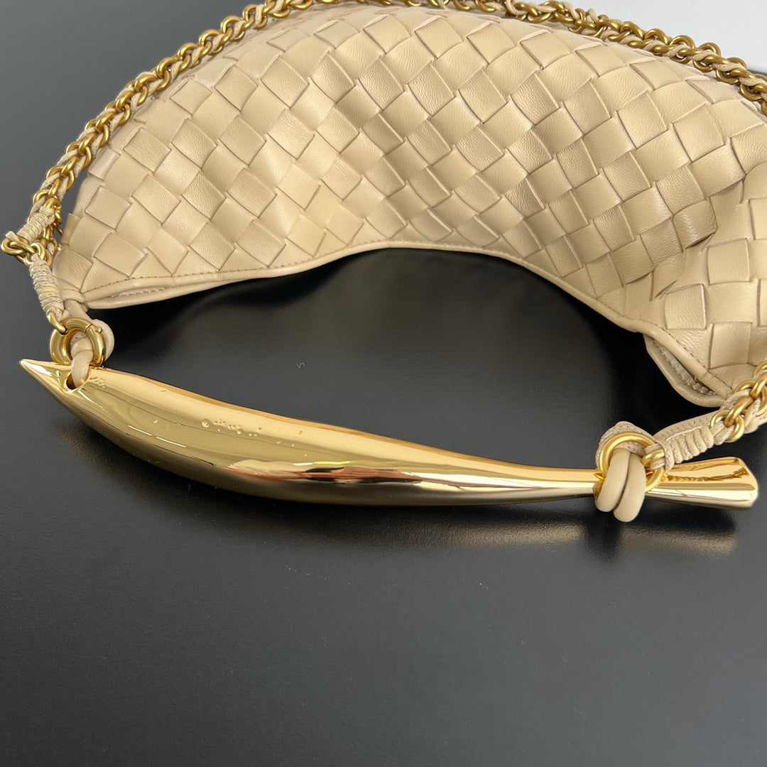 Bottega Veneta SARDINE 33 WITH CHAIN IN BEIGE LAMBSKIN