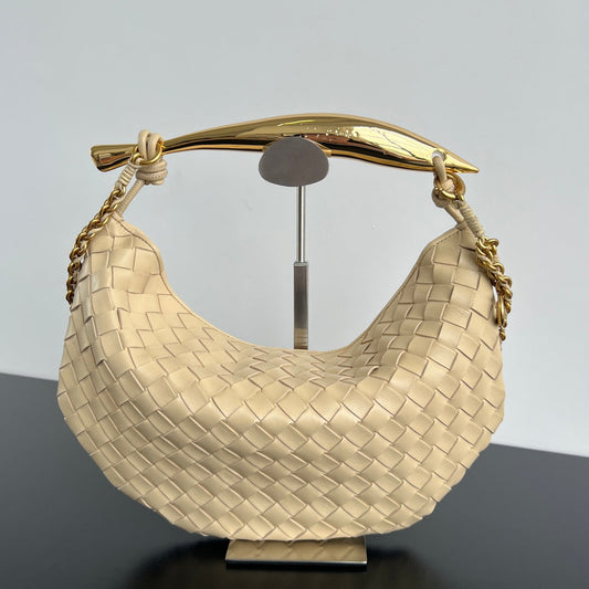 Bottega Veneta SARDINE 33 WITH CHAIN IN BEIGE LAMBSKIN