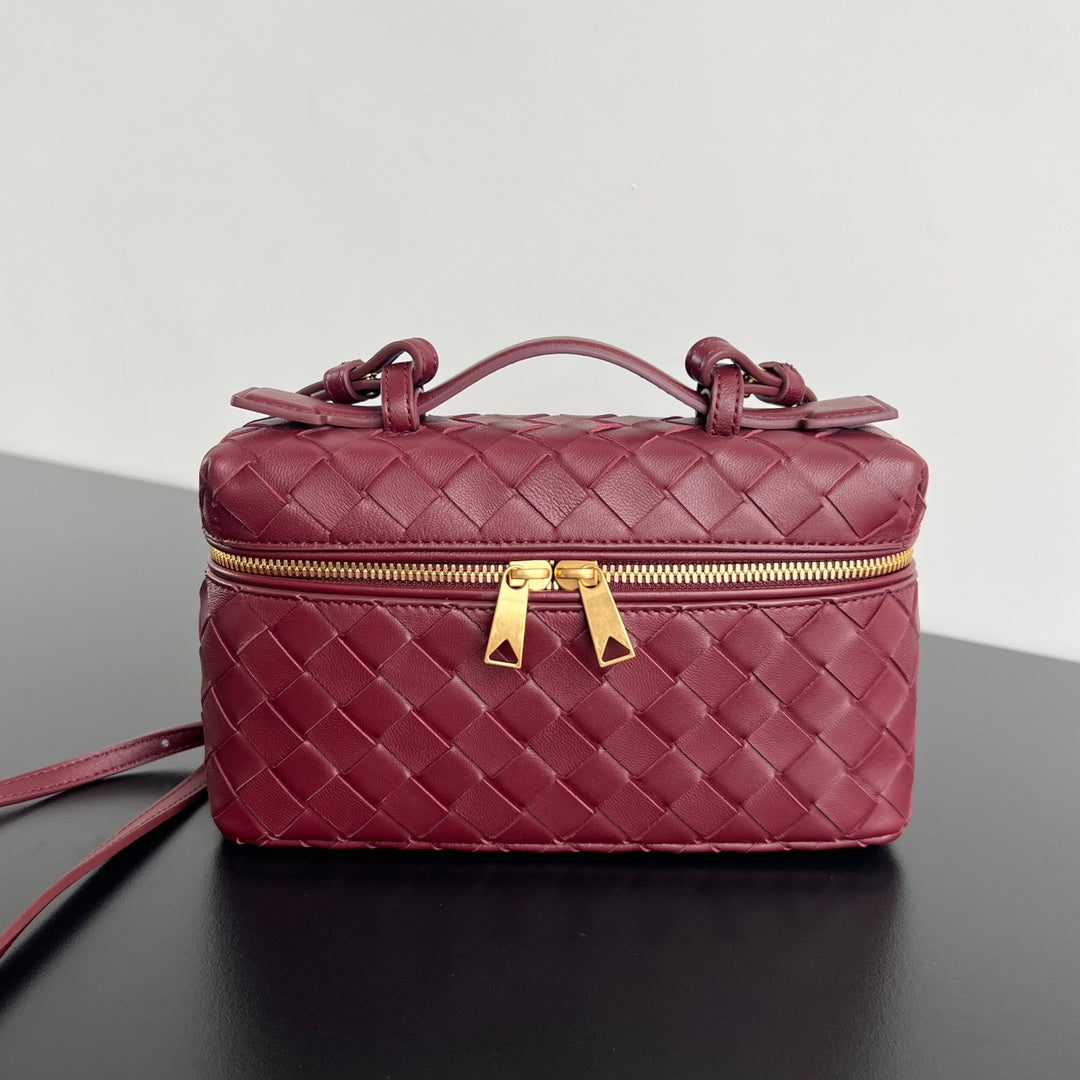 Bottega Veneta BANG BANG 22 VANITY CASE IN BURGUNDY RED CALFSKIN