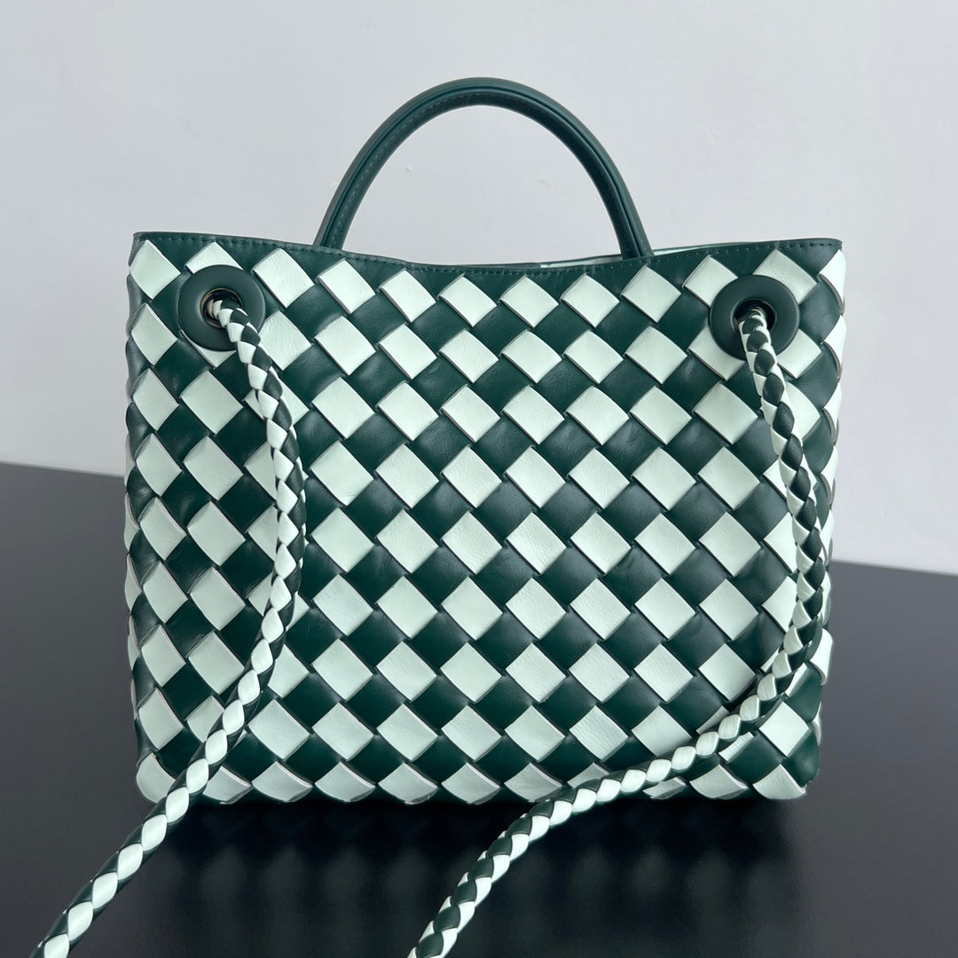 Bottega Veneta bv small andiamo 25 white dark green lambskin