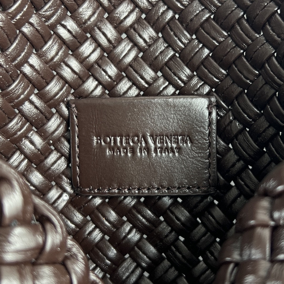 Bottega Veneta MINI COBBLE 20 BAG IN DARK BROWN LAMBSKIN