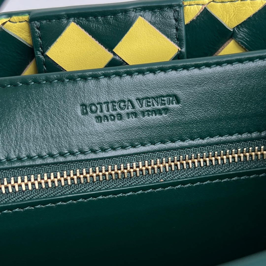 Bottega Veneta bv small andiamo 25 yellow dark green lambskin