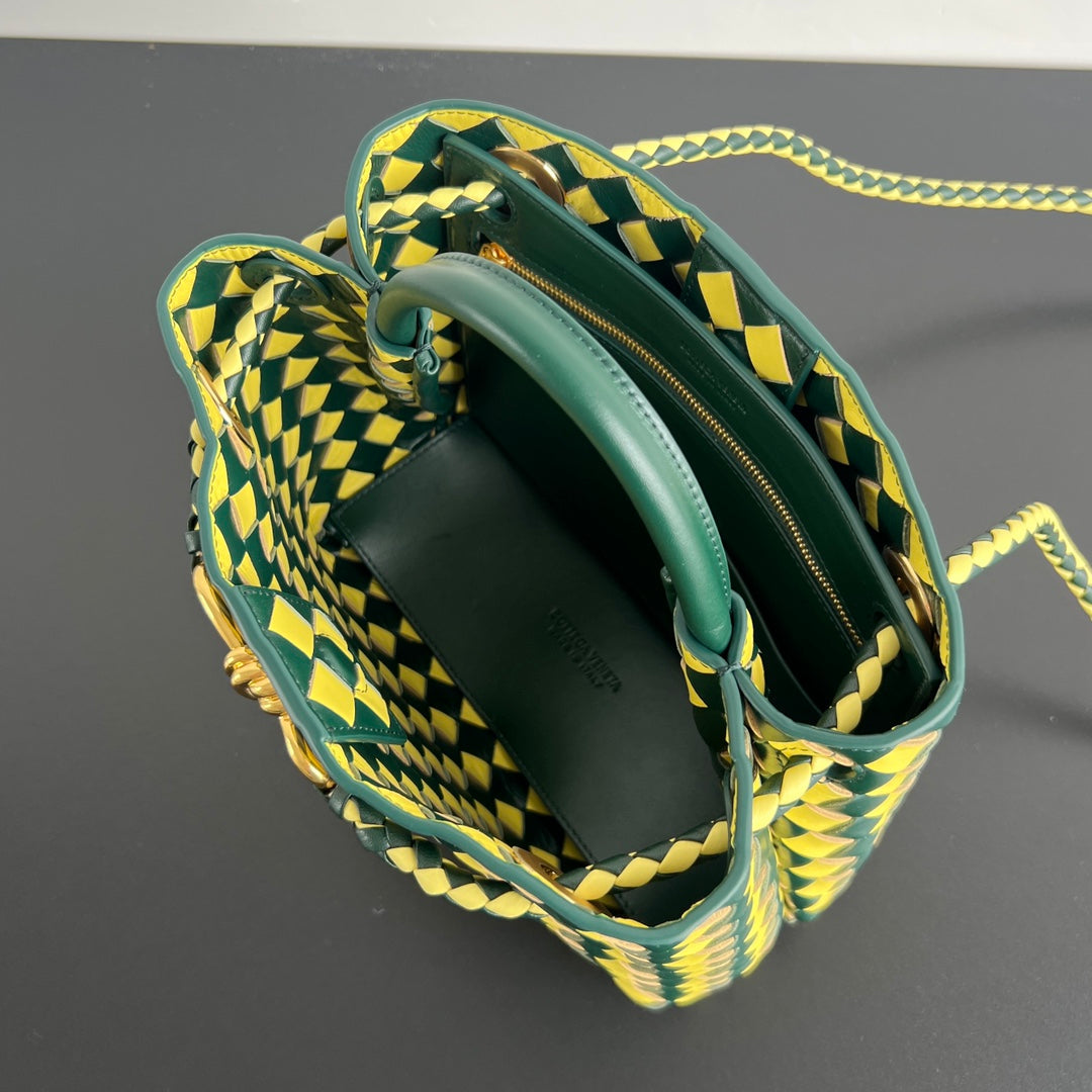 Bottega Veneta bv small andiamo 25 yellow dark green lambskin