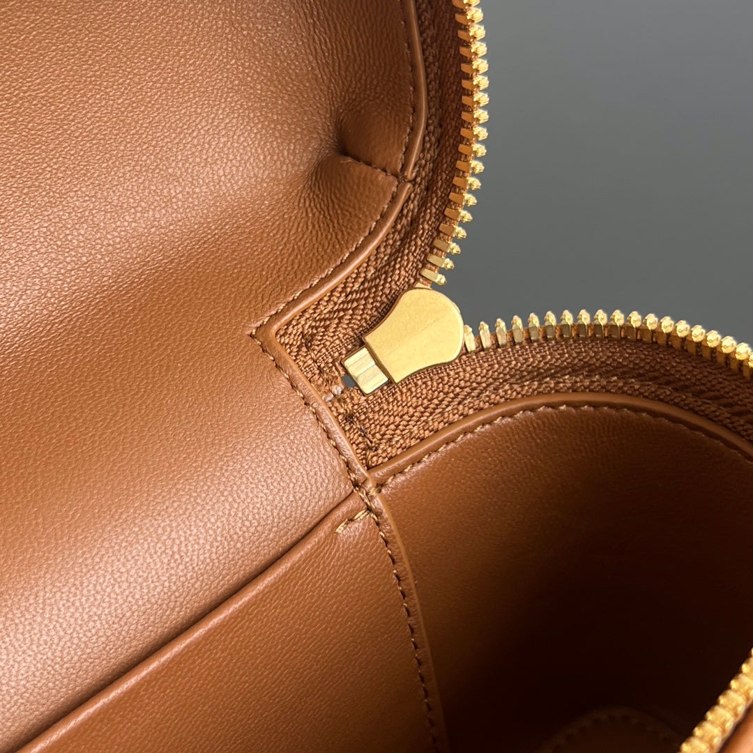 Bottega Veneta BANG BANG 22 VANITY CASE IN CINNAMON BROWN CALFSKIN