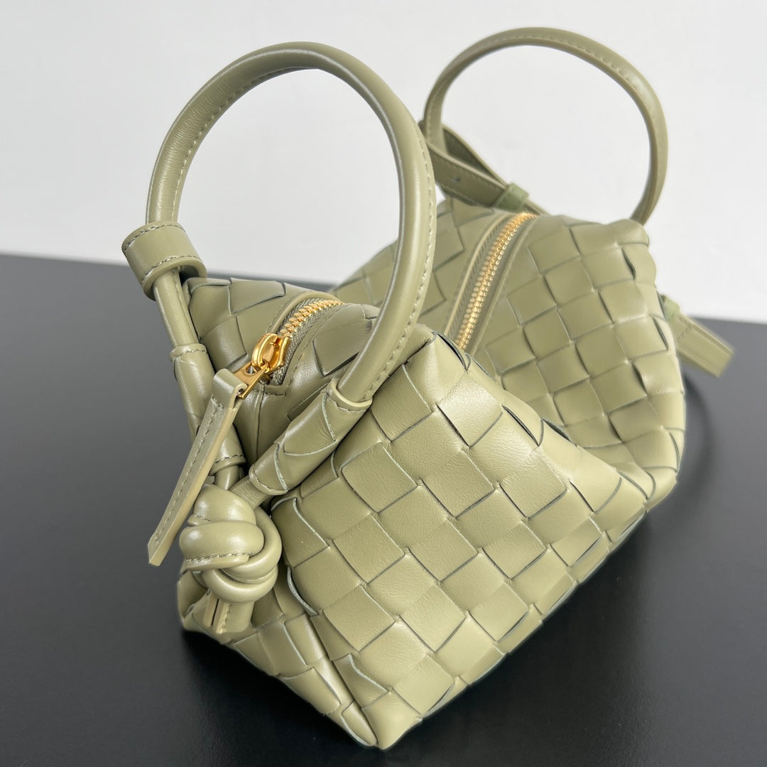 Bottega Veneta BV Loop Top Handle 19cm Green Beige Lambskin