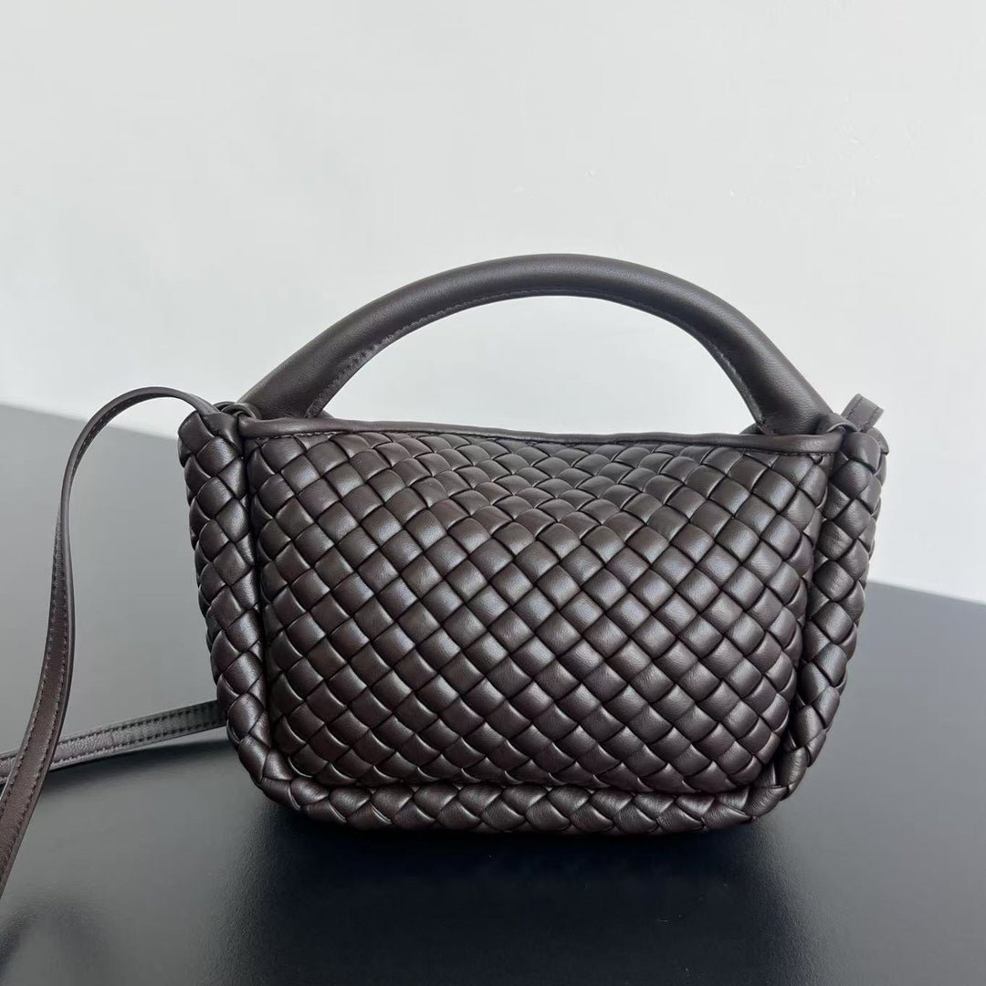 Bottega Veneta BV Small Cobble Top Handle 23cm Chocolate Lambskin