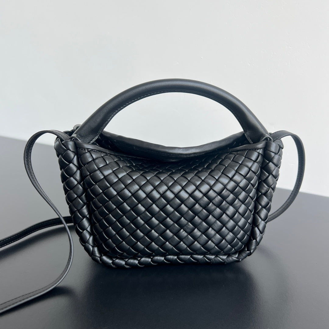 Bottega Veneta BV Small Cobble Top Handle 23cm Black Lambskin