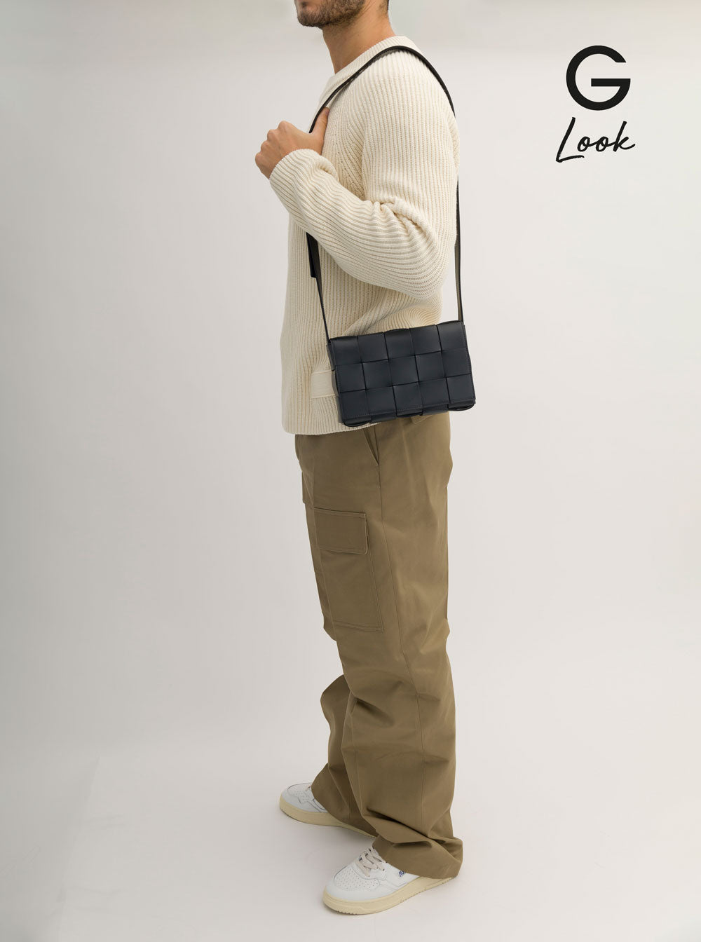 Bottega Veneta Men 'Casette' Black Medium Cross Body Bag In Leather Man