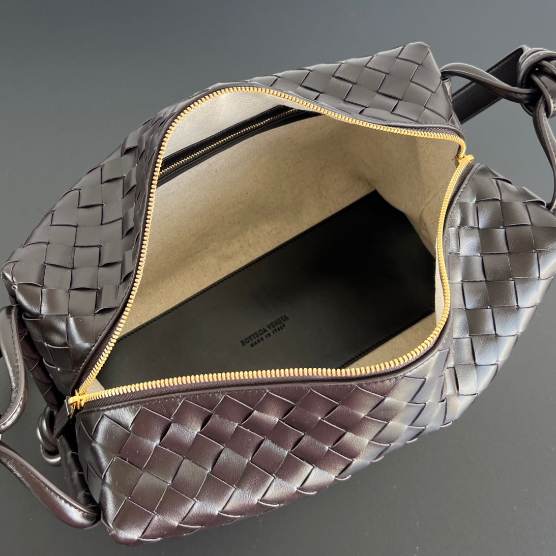 Bottega Veneta BV Loop Weekender 38cm Chocolate Calfskin