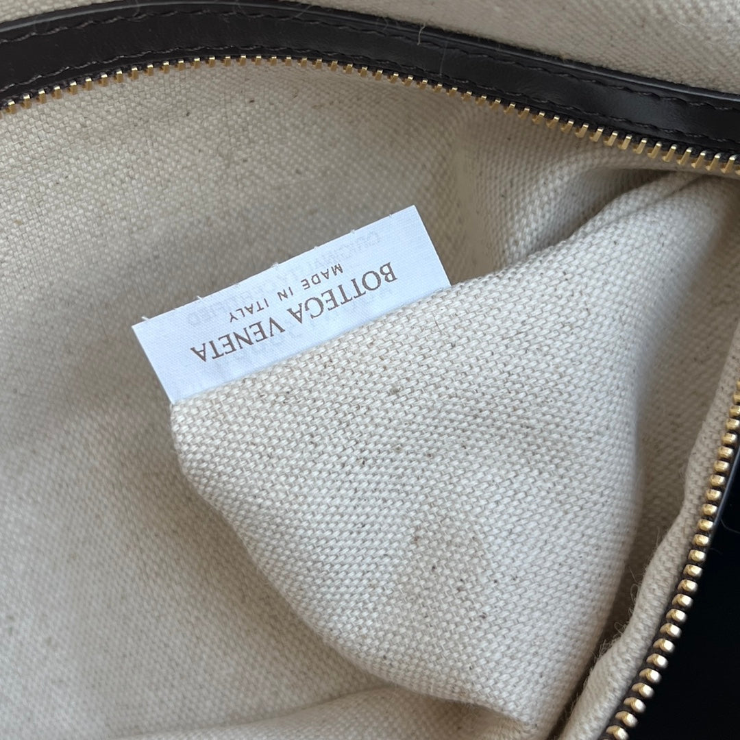 Bottega Veneta BV Loop Weekender 38cm Chocolate Calfskin