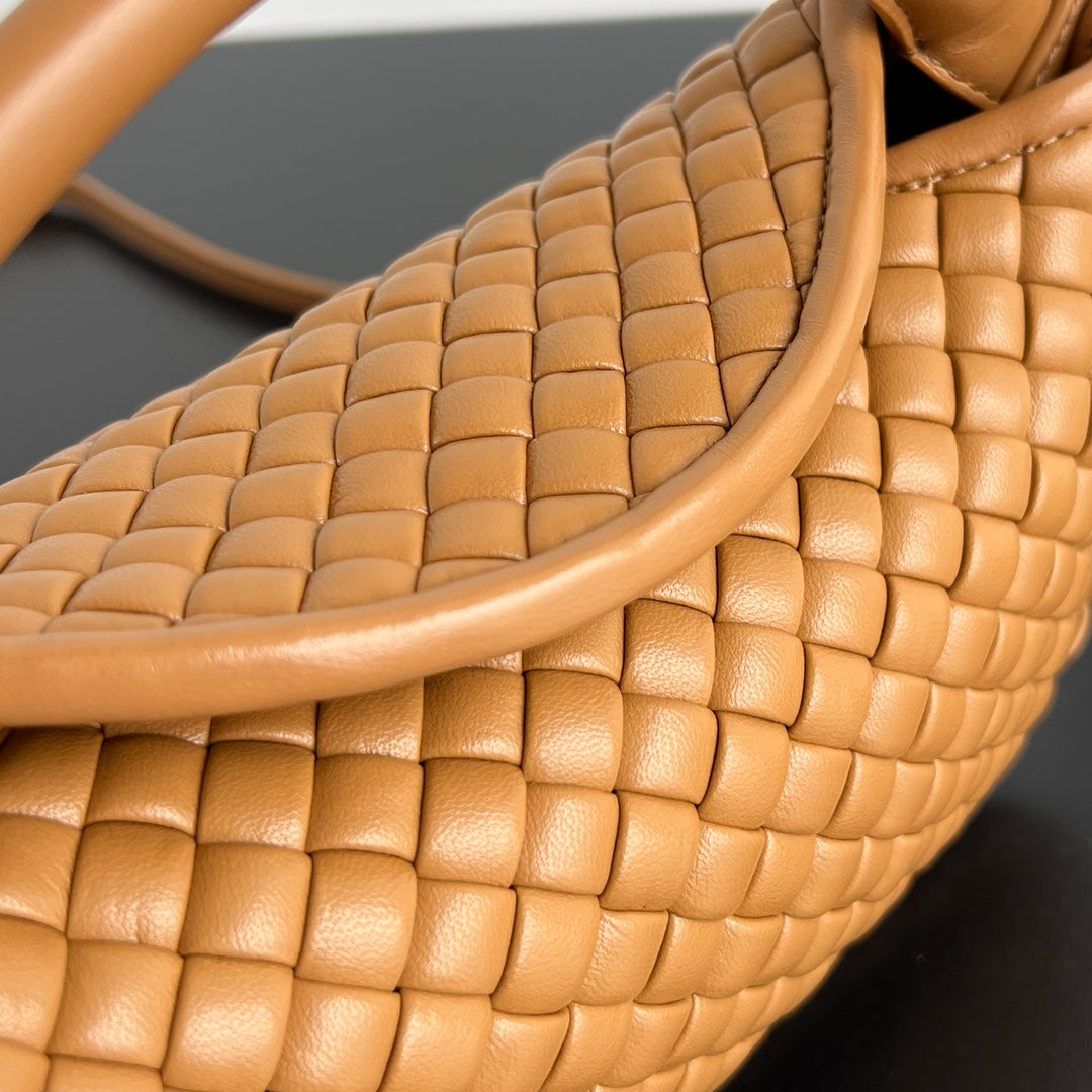 Bottega Veneta BV Small Cobble Top Handle 23cm Gold Lambskin