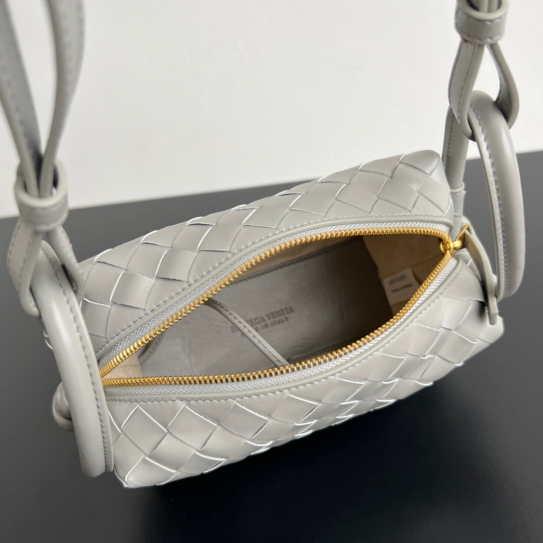 Bottega Veneta BV Loop Top Handle 19cm Grey Lambskin