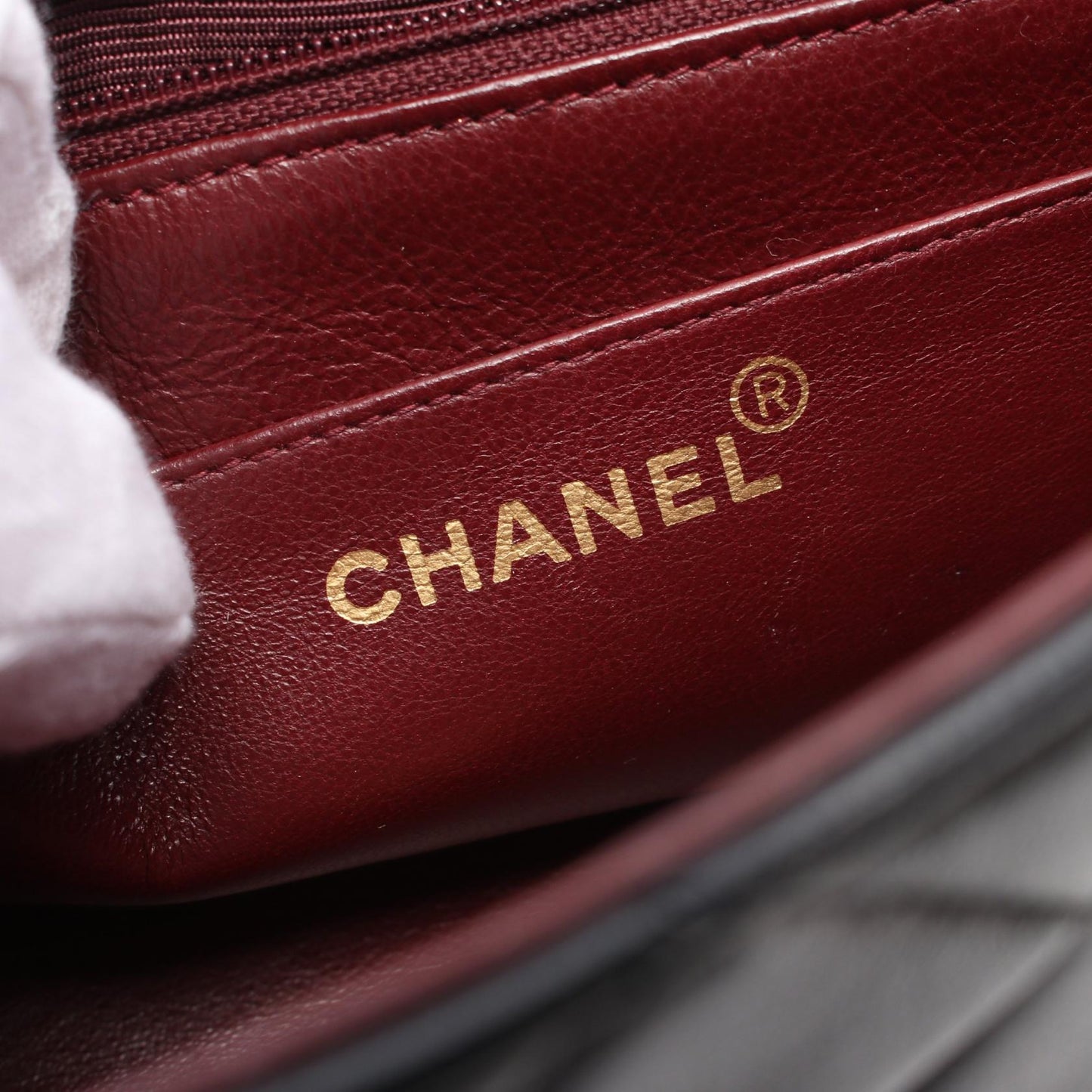 Chanel Matelasse Diana Flap Shoulder Bag Leather Shoulder Bag A01165 in New Condition