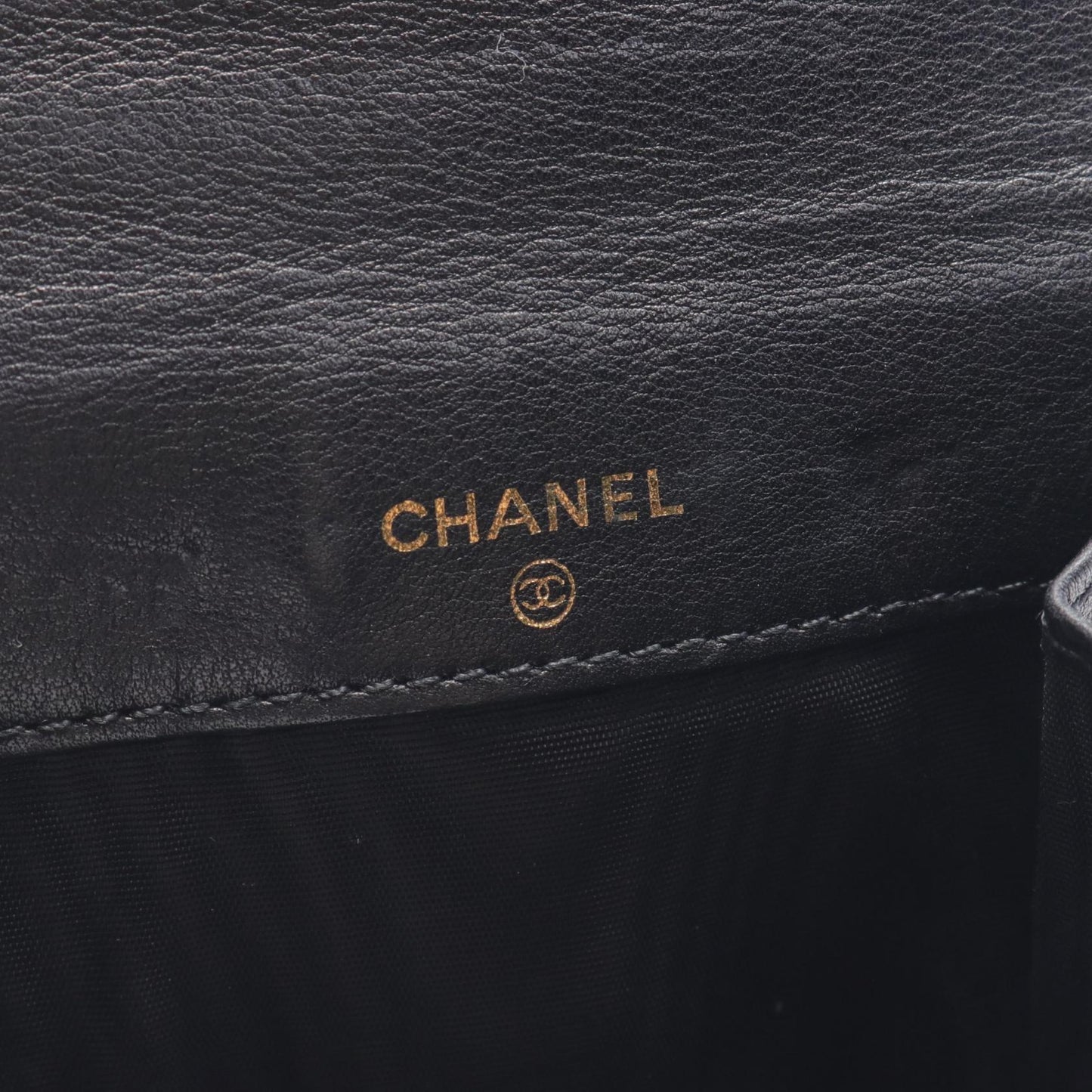 Chanel Caviar Skin Coco Mark Tri-fold Wallet Leather Short Wallet in Great Condition