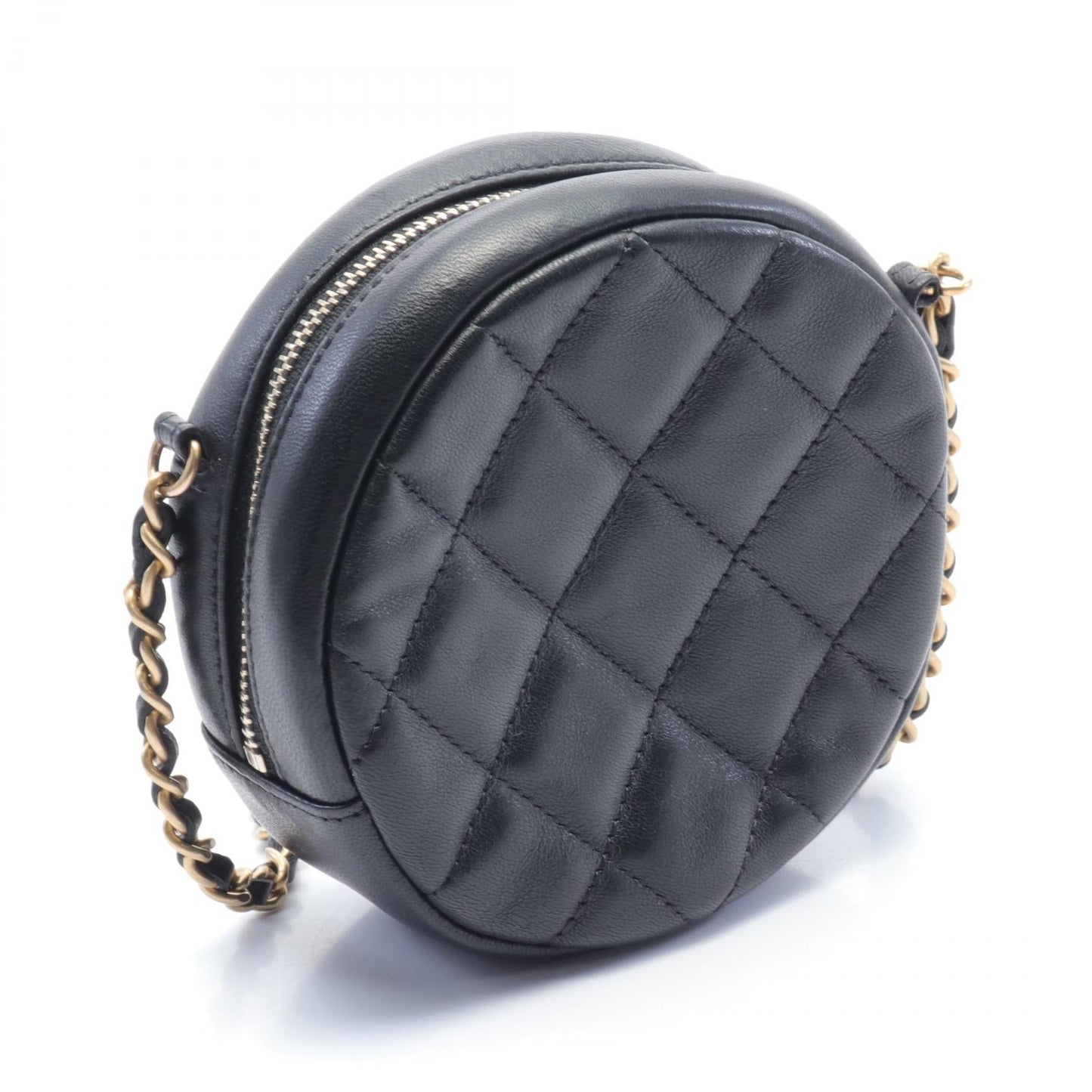 Chanel Quilted Leather Round Chain Crossbody Bag Leather Crossbody Bag in New Condition
