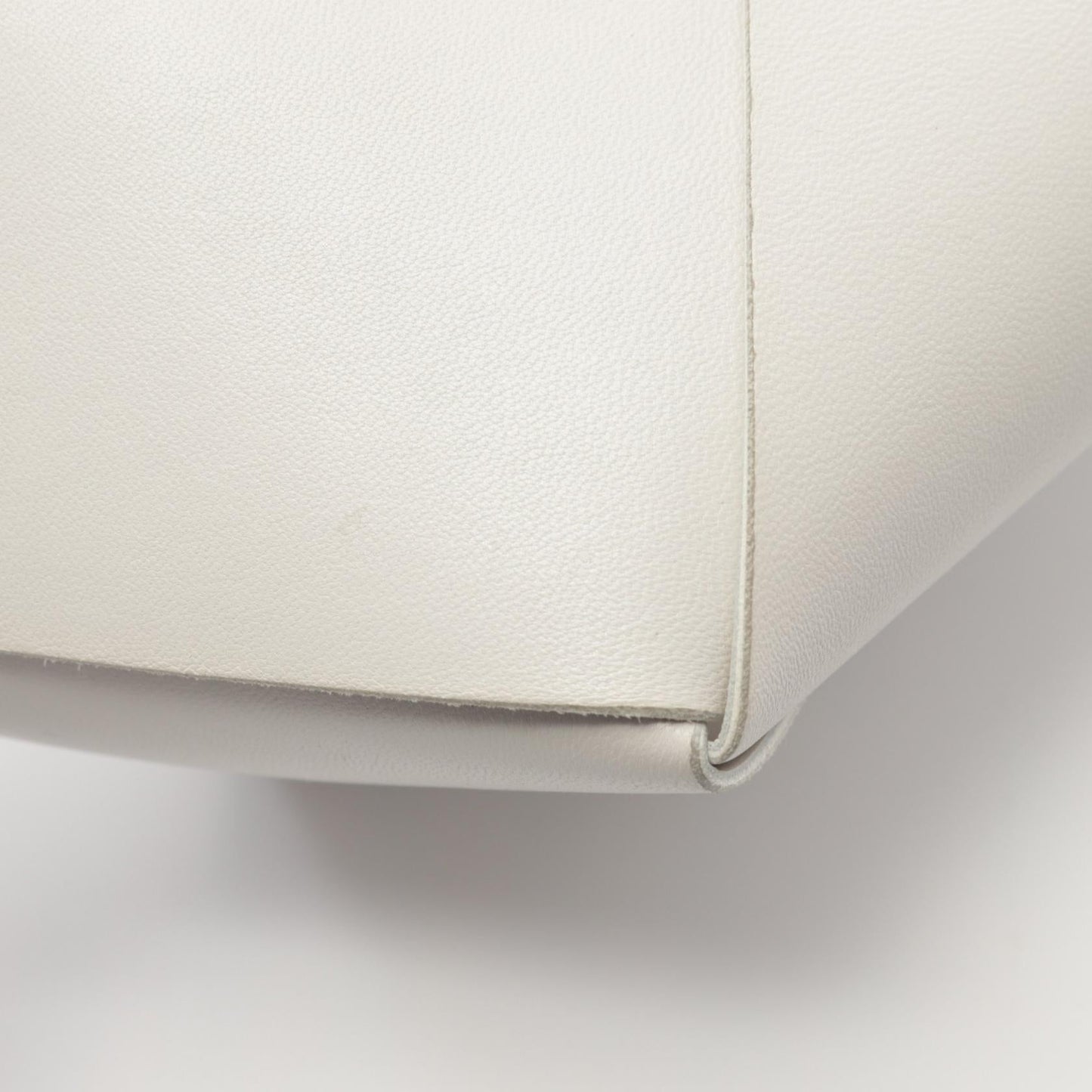 Bottega Veneta Leather Crossbody Bag 666693