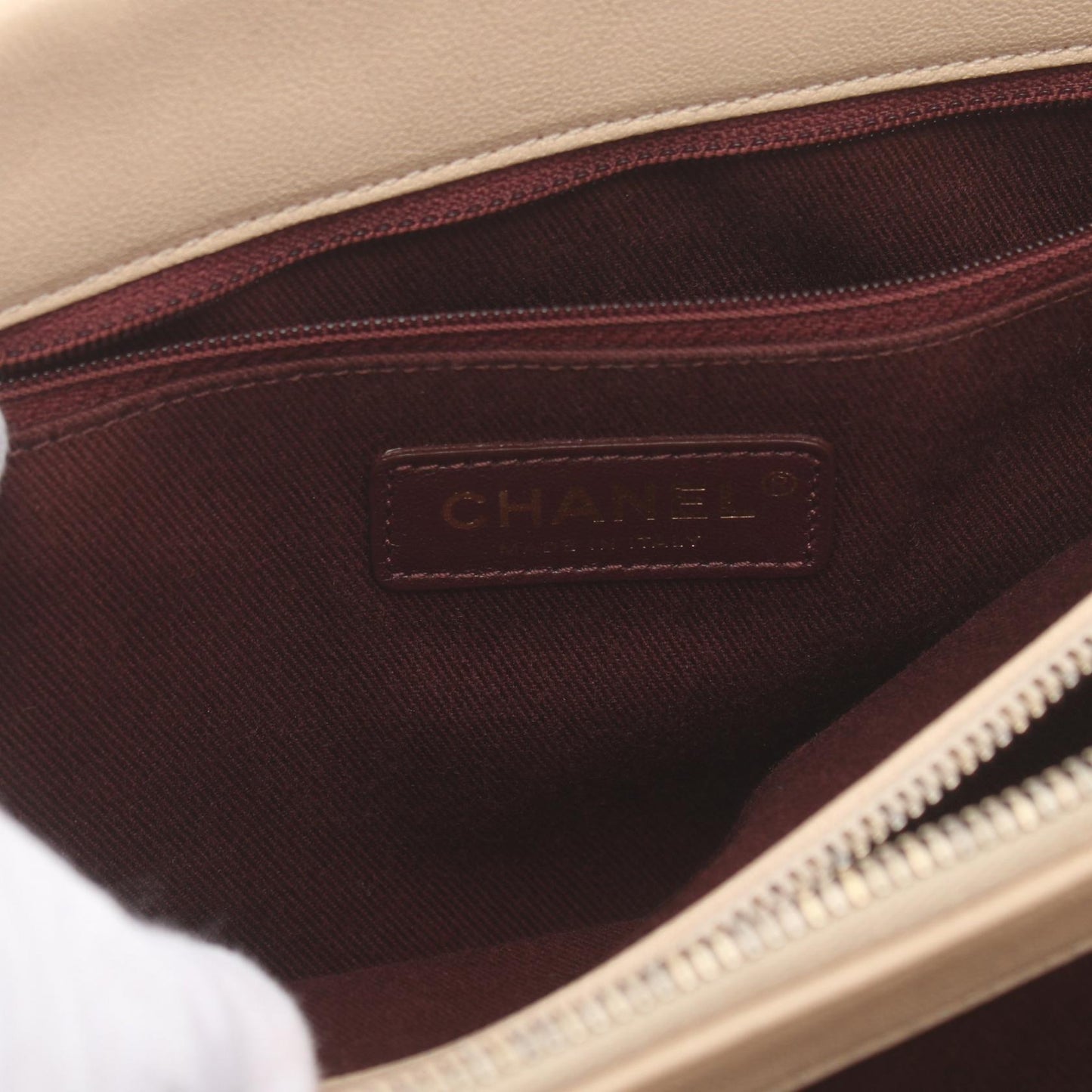 Chanel CC Quilted Caviar Chain Handle Bag Leather Handbag A93443 in New Condition