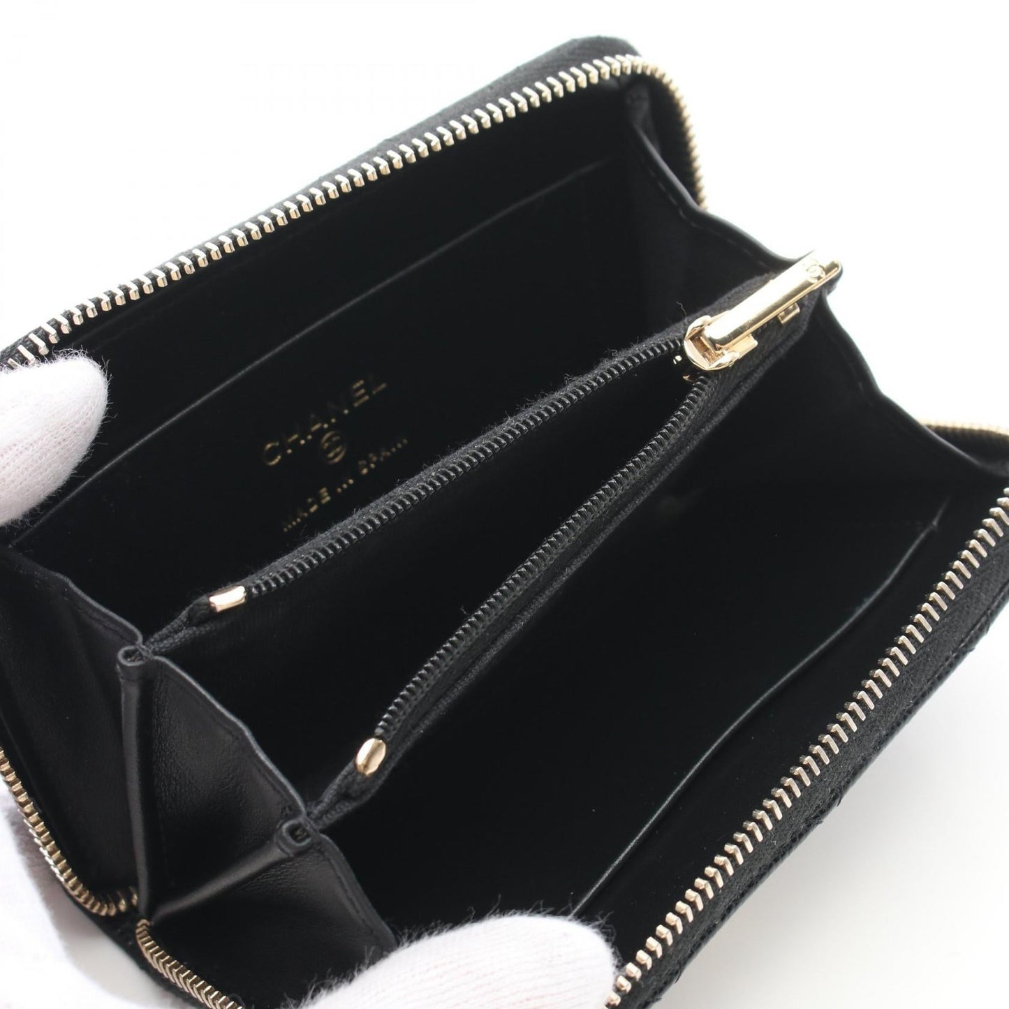 Chanel Matelasse Round Leather Wallet Black