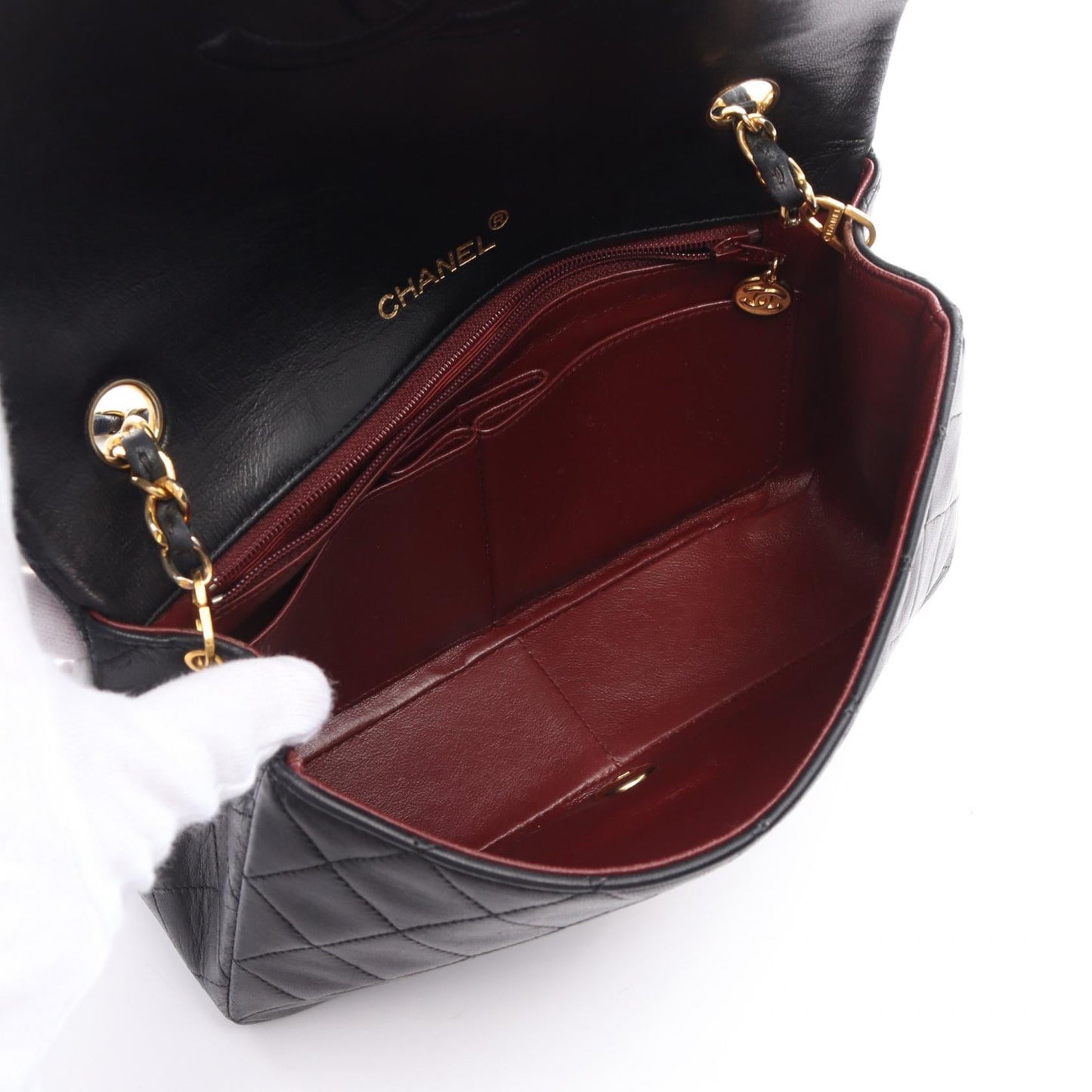 Chanel Full Flap Matelasse Shoulder Bag Leather Shoulder Bag A02500 in New Condition