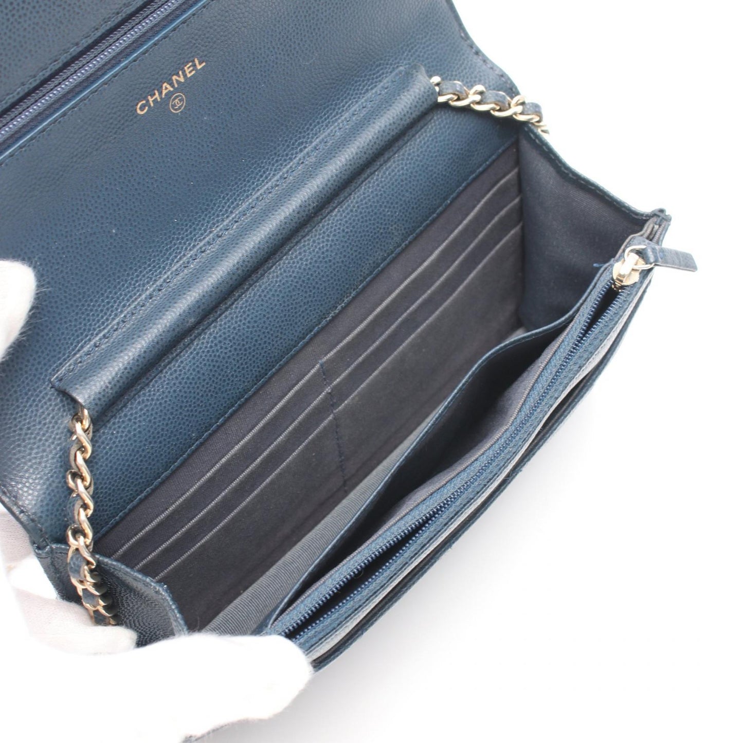 Chanel Matelasse Caviar Chain Shoulder Bag Leather Shoulder Bag A03568 in New Condition