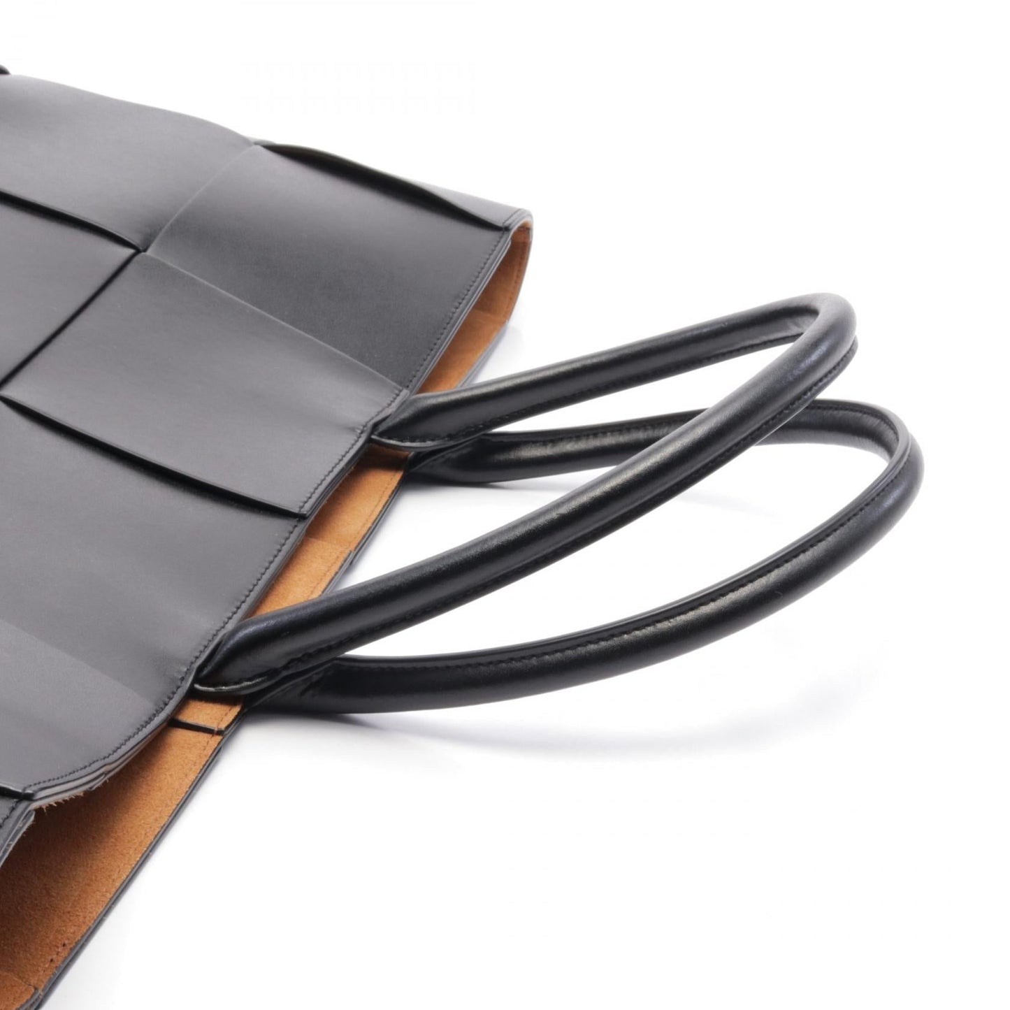 Bottega Veneta The Arco Large Leather Tote Bag