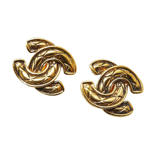 Chanel Coco Mark Matelasse Earrings Gold