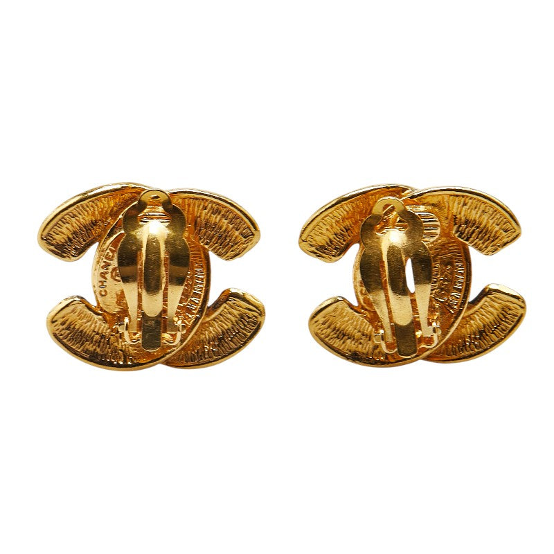 Chanel Coco Mark Matelasse Earrings Gold