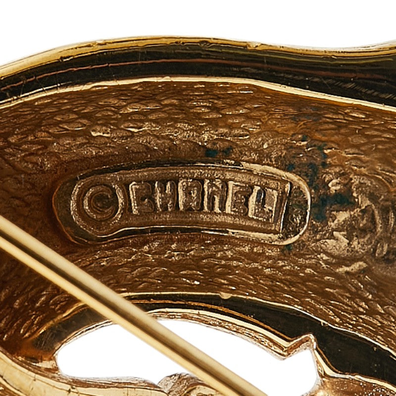 Chanel Bamboo Motif Coco Mark Brooch Gold