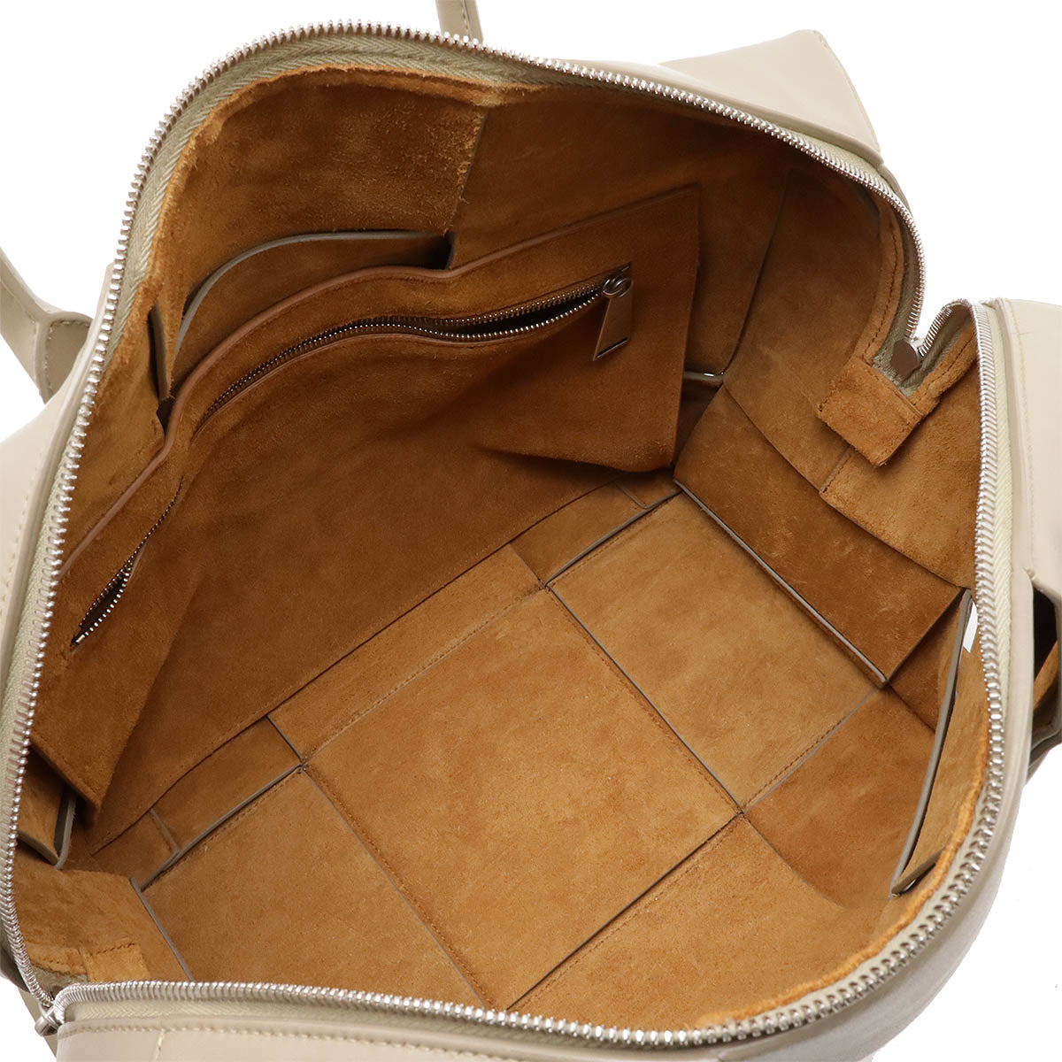 Bottega Veneta The Arco Leather Tote Bag