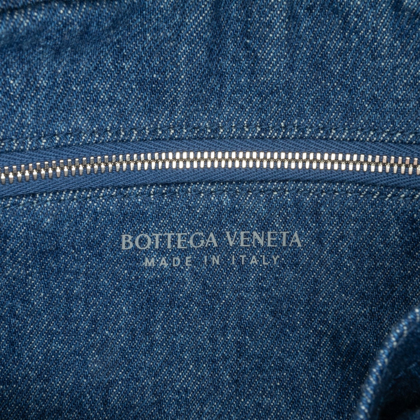 Bottega Veneta Sac Small Denim Intreccio Camera Bag