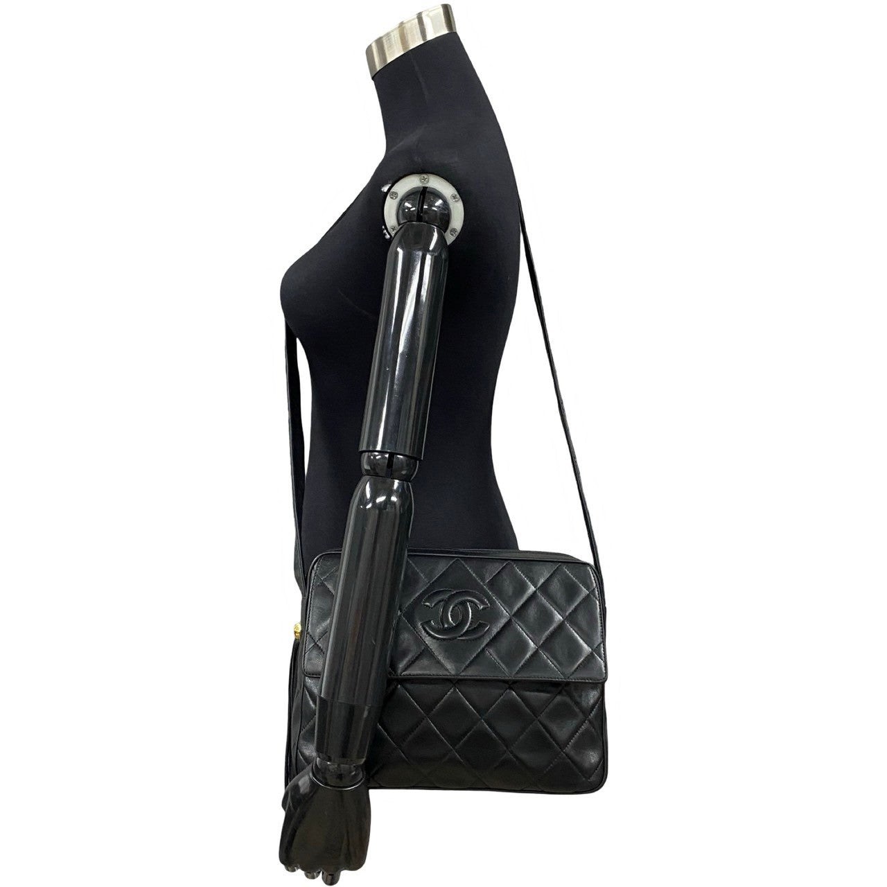 Chanel CC Matelasse Flap Tassel Bag  Leather Crossbody Bag in New Condition