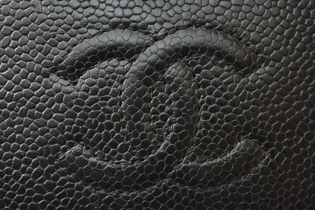 Chanel Caviar Skin Vintage Wallet Black